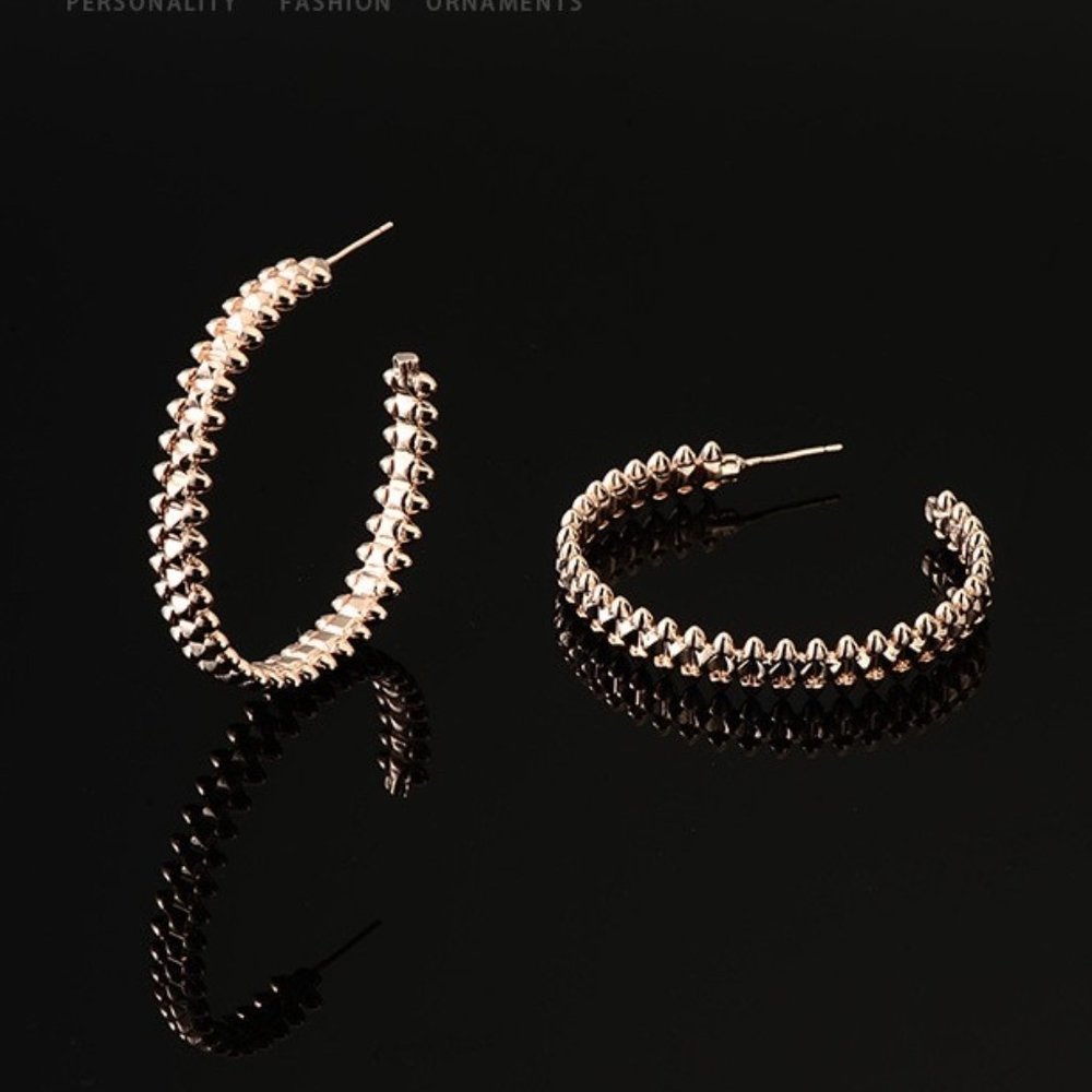 🌷New🌷Fashionable Hoop Earrings
